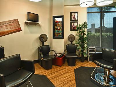 Double Studio at i-Studio Salon Rialto Mall