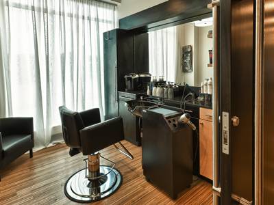 Single Studio Suite at i-Studio Salon Rialto Mall